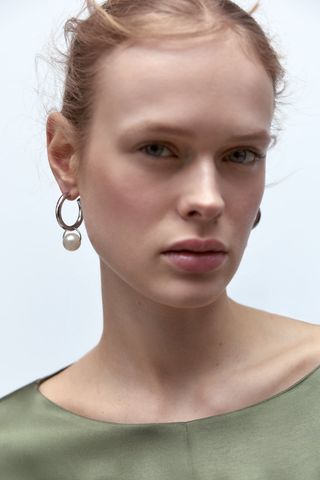 Zara + Pearl Hoop Earrings