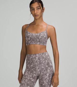 Lululemon + Flow Y Bra Nulu Light Support