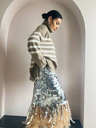 sequin-skirt-outfits-296283-1636628918585-image
