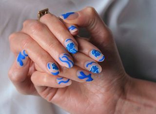 blue-nail-designs-296361-1637534714336-main