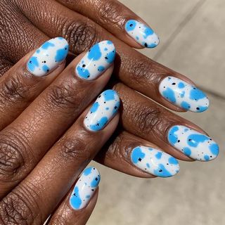 blue-nail-designs-296361-1637535245371-main