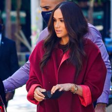 meghan-markle-cut-out-trend-296477-1637167883259-square