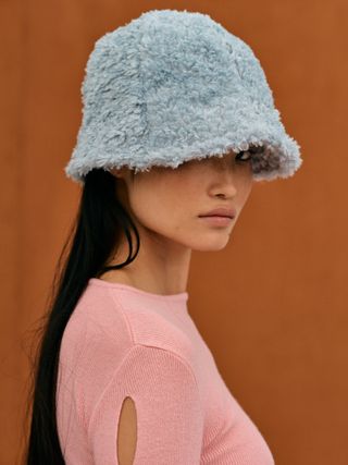 Sourceunknown + Eco Teddy Shearling Bucket Hat