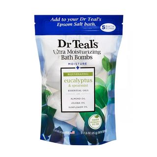 Dr. Teal's + Rejuvenating Eucalyptus 
Spearmint Ultra Moisturizing Bath Bombs