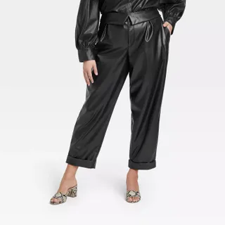 Who What Wear x Target + Mid-Rise Straight Leg Trousers in Black