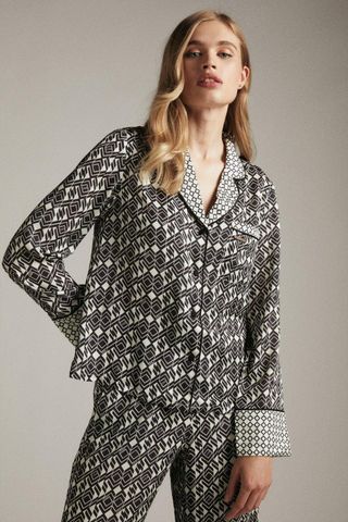 Karen Millen + Geo Print Satin Revere Nightwear Top