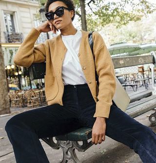 french-girl-corduroy-outfits-296940-1639482559964-main