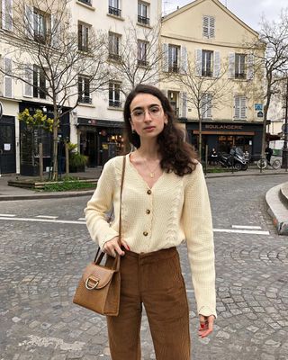 french-girl-corduroy-outfits-296940-1693307966386-main