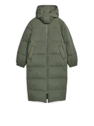 Arket + 2021 Long Down Puffer Coat