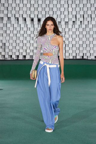 pant-trends-2022-297302-1642179627609-image