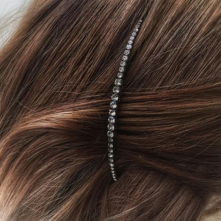 best-banana-clips-for-hair-297303-1642634542757-square