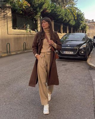 french-women-wide-leg-trouser-trend-297323-1642419343492-image