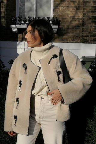 toteme-shearling-jacket-297400-1642697138884-image