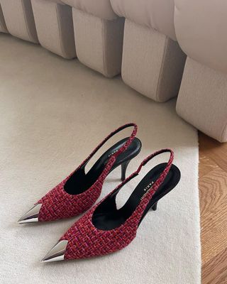 trendy-heels-297410-1642706393004-image