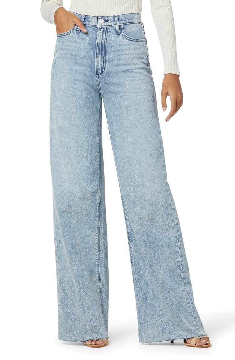 5 Outdated Clothing Items a Nordstrom Stylist Won't Wear | Who What Wear