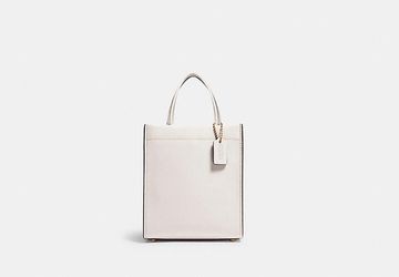 The Designer Bags to Buy in 2022, According to Experts | Who What Wear