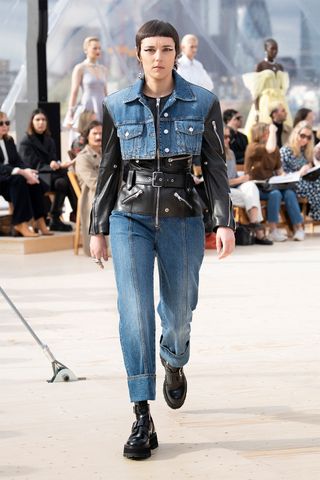 how-to-wear-a-leather-biker-jacket-297534-1643204567342-image