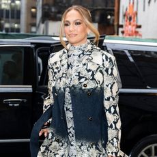 jennifer-lopez-snakeskin-297713-1643978483052-square