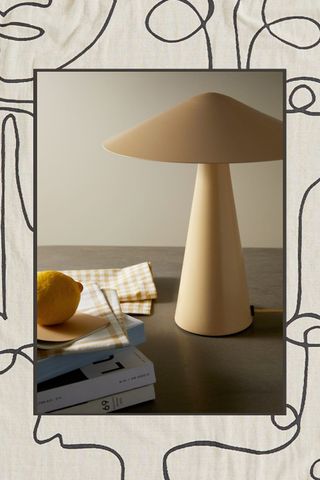 best-hm-lamps-297774-1644330823722-image