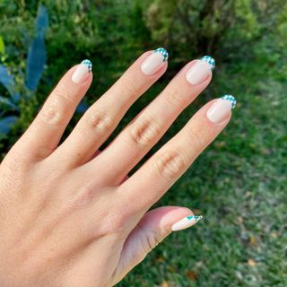 french-manicure-ideas-297841-1644446392758-main