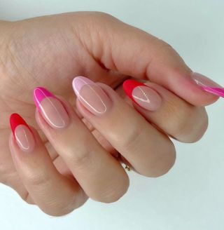 french-manicure-ideas-297841-1644448087691-main