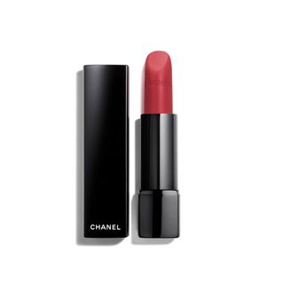 Chanel + Rouge Allure Velvet Extrême in Pivione Noire