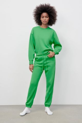 Kelly Green Is 2022's Latest Color Trend—Shop the Best Items
