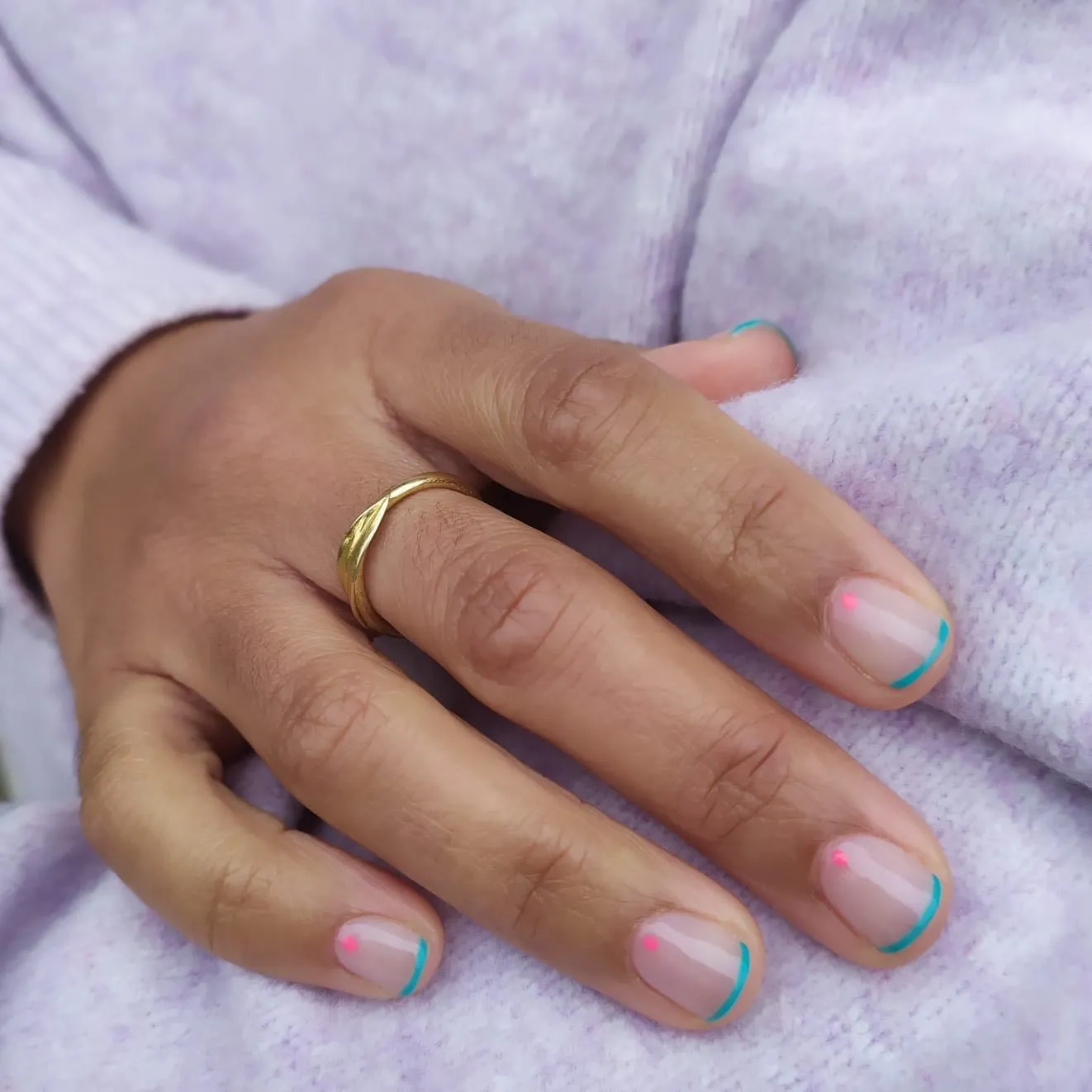 easy-nail-designs-298047-1645201670797-main