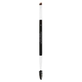 Anastasia Beverly Hills + Brush 12 Precision Brow Brush for Pomades 
Gels