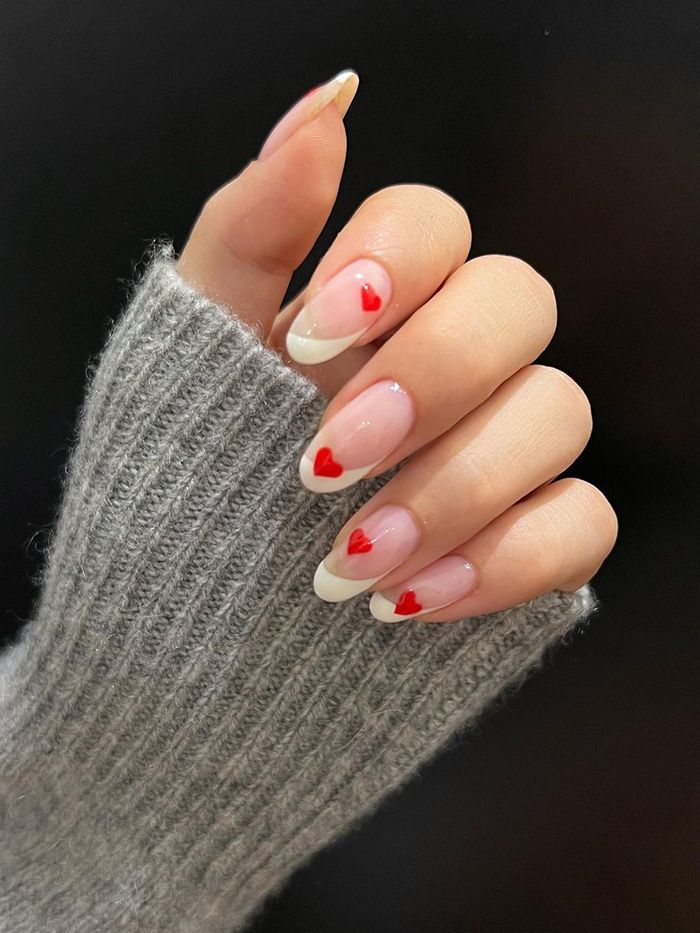 9 Delicate Nail Designs We Want on Our Nails Right Now | Who What Wear