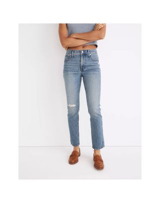 Madewell + The Mid-Rise Perfect Vintage Jean in Ainsdale Wash: Knee-Rip Edition