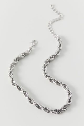 Urban Outfitters + Twist Chain Necklace