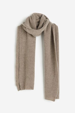 H&M + Ribbed Cashmere Scarf
