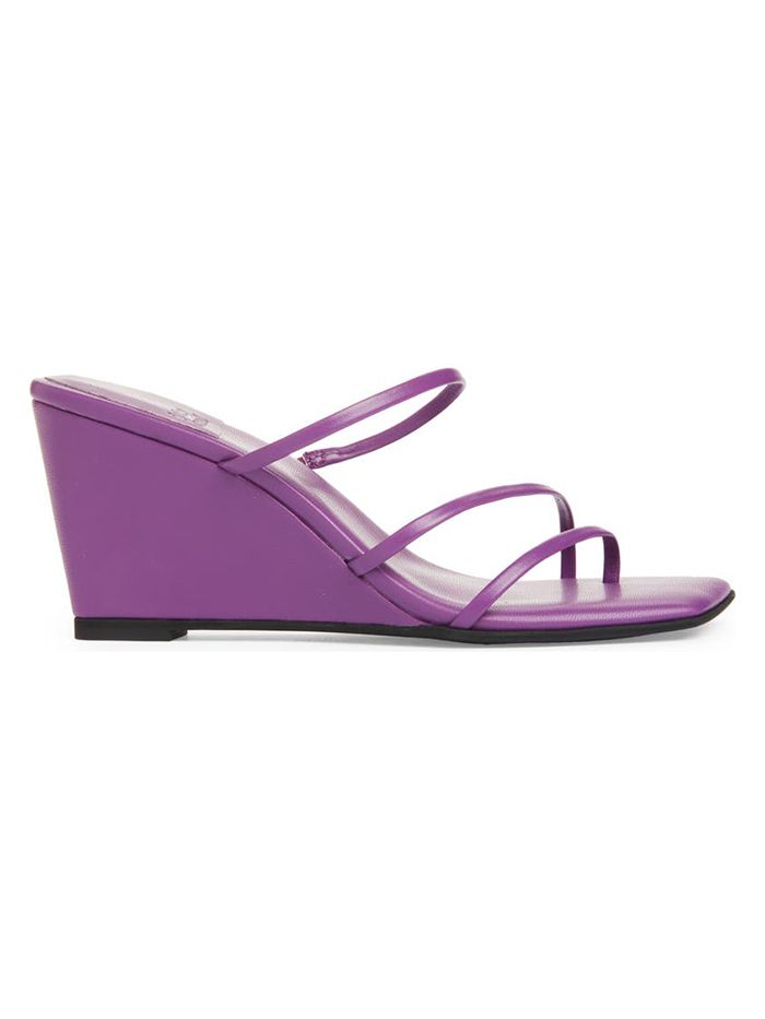 These Are the 5 Sandal Trends That Will Define Spring 2022 Who What Wear