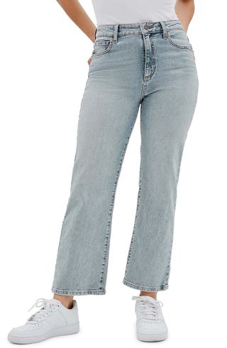 Guess Originals + High Waist Straight Leg Mom Jeans