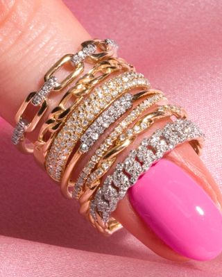 female-founded-jewelry-brands-298484-1646952664386-image
