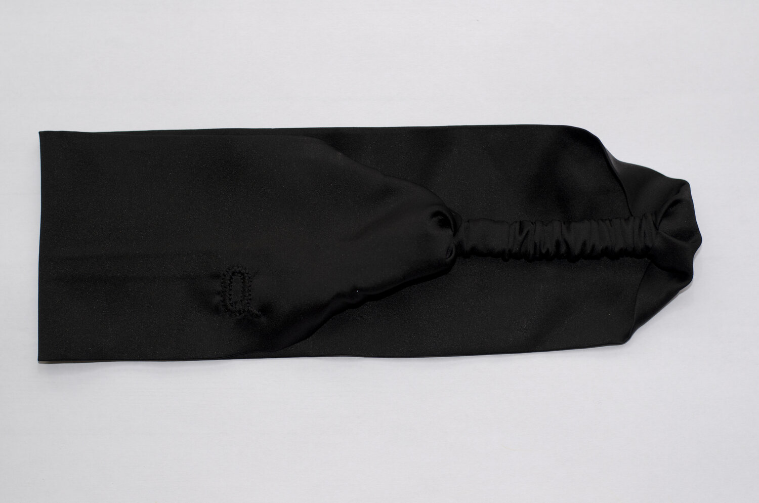 The Que + Silk Headband