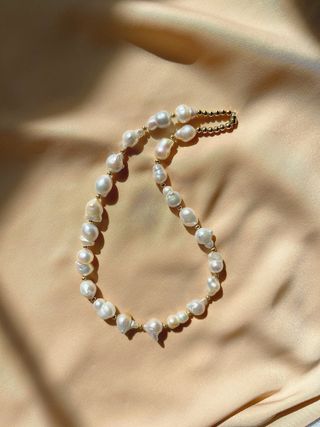 Mon Été Studio + Elizabeth Chunky Baroque Pearl and Gold Necklace