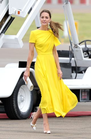kate-middleton-jubilee-tour-outfits-298696-1648198951691-image