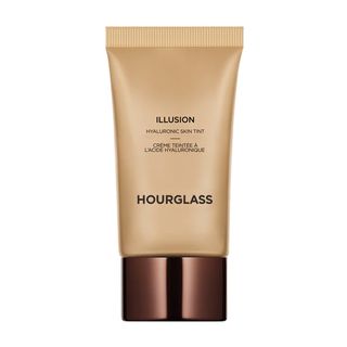 Hourglass + Illusion Hyaluronic Skin Tint