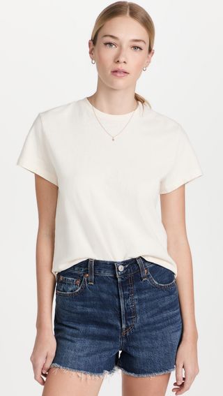 Levi's + Classic Fit Tee