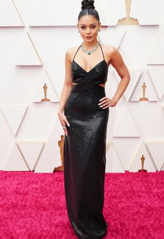 academy-awards-red-carpet-looks-2022-298825-1648431704016-image