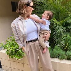 easy-outfits-for-stylish-moms-298954-1648838206009-square