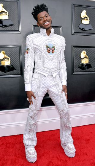 grammys-red-carpet-2022-298985-1649028766164-image