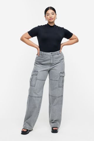 H&M + Curvy Fit Straight High Cargo Jeans