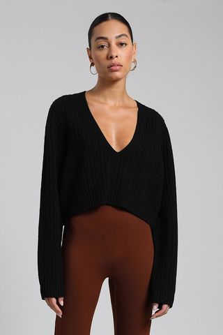 Leset + Zoe Cable Crop V-Neck Pullover