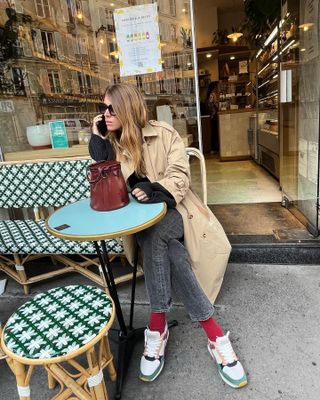 french-girl-sneaker-outfits-299207-1649880969543-main