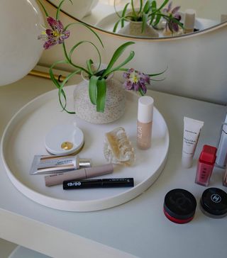summer-makeup-bag-essentials-299474-1651101894274-main