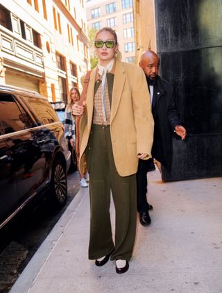 celebrity-puddle-pants-outfits-299493-1669986182568-main