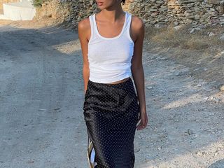 tank-top-and-skirt-outfit-299576-1651206072282-main